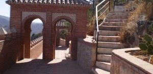 Puerta-de-Málaga-Comares