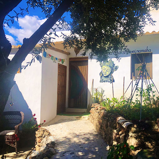 Foto-principal-del-espacio-Laksmi-en-la-casa-rural-eden-garden-comares